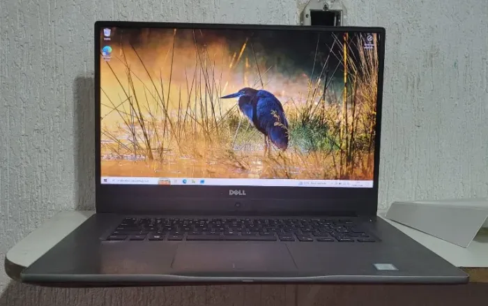 Notebook Inspiron 15 Com GPU. i7 7th, 8GB RAM, 256SSD, 1TB HD