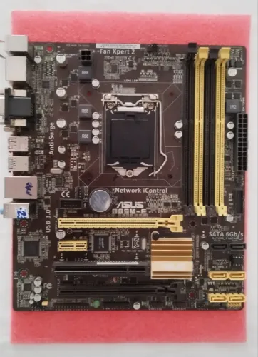 Placa-mãe ASUS B85M-E, LGA 1150, DDR3, 32GB, com defeito