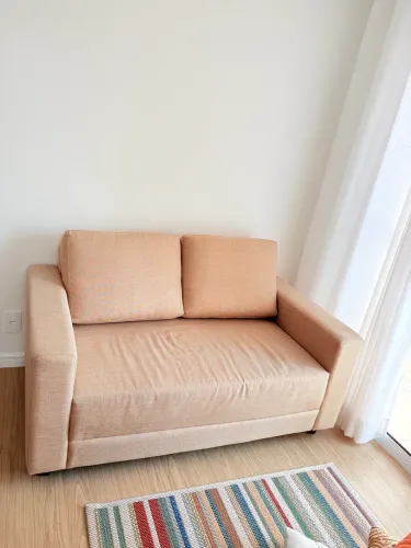 Sofá 2 lugares tokstok semi novo
