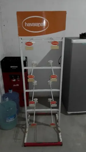 Expositor de chinelas
