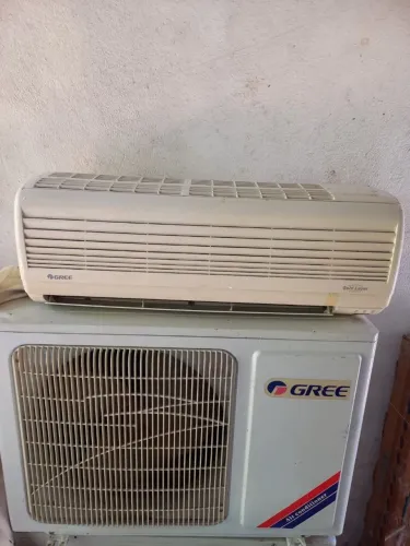 Ar condicionado gree 7000 BTUs frio completo com controle