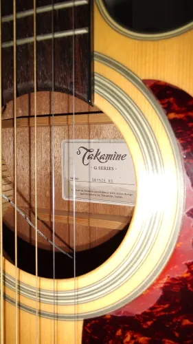 Violão Takamine GN15CE NA.