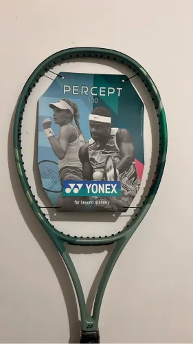 Raquete YONEX PERCEPT 300g