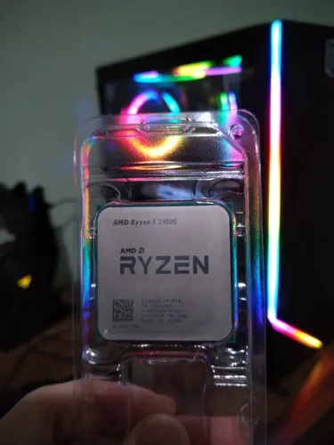 Processador AmD Ryzen 5 2400G Am4 Novo OEM
