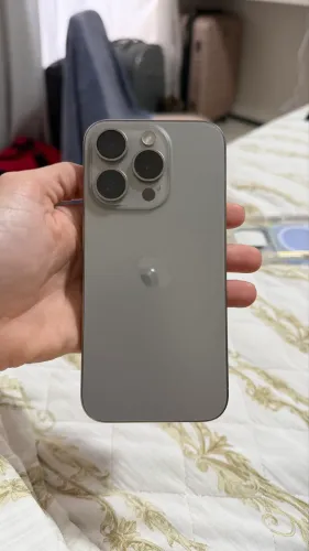 iPhone 15 Pro - 256gb