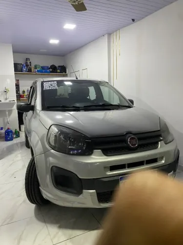 Fiat Uno Attractive 1.0 EVO Fire Flex 8V 5P 2019