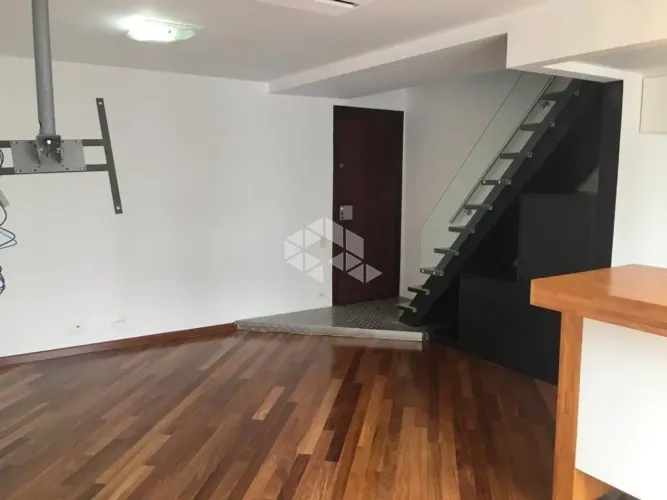 Duplex Edifício Dakota à venda e locação em Moema com 1 quarto