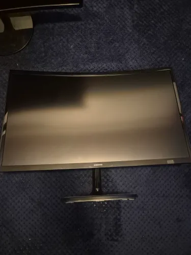 Monitor Curvo Samsung