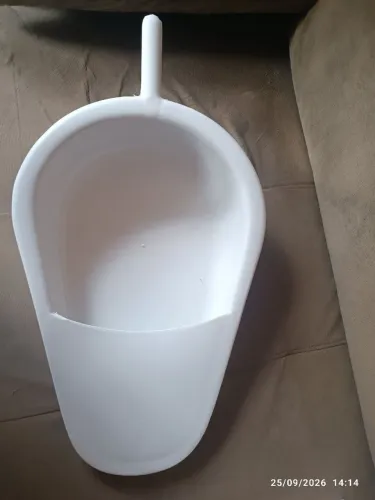 Comadre 2.6 Litros. Leia o Anúncio