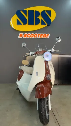 SCOOTER ELETRICA LAF MODELO RIVIERA