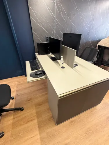 Mesa para escritório