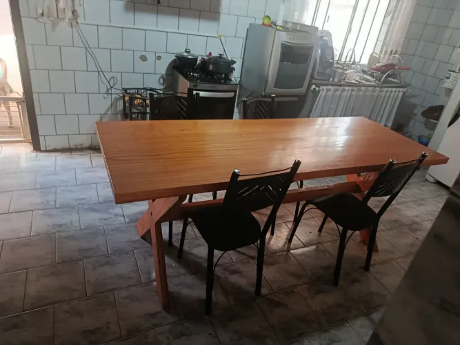 Vende mesa para cozinha ou área de lazer