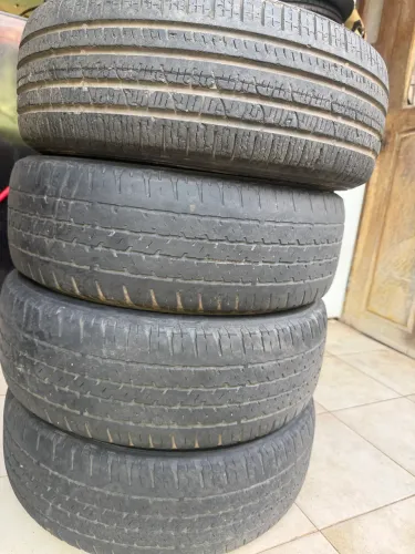 Pneu 215/65 aro 16