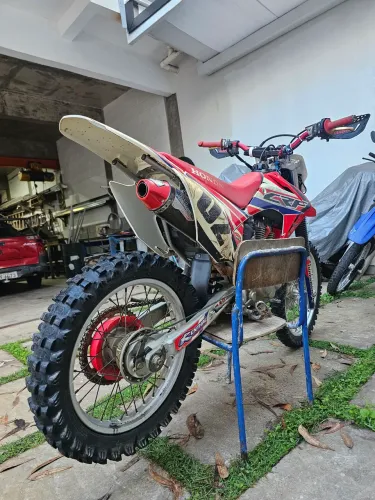 Vendo CRF 230 ZERA