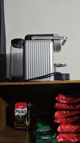 Cafeteira profissional Nespresso zenius