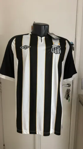 Camisa Santos listrada 2011 na tag