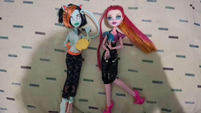 Monter high lote gigi grant básica e scarahlei freaky fusion