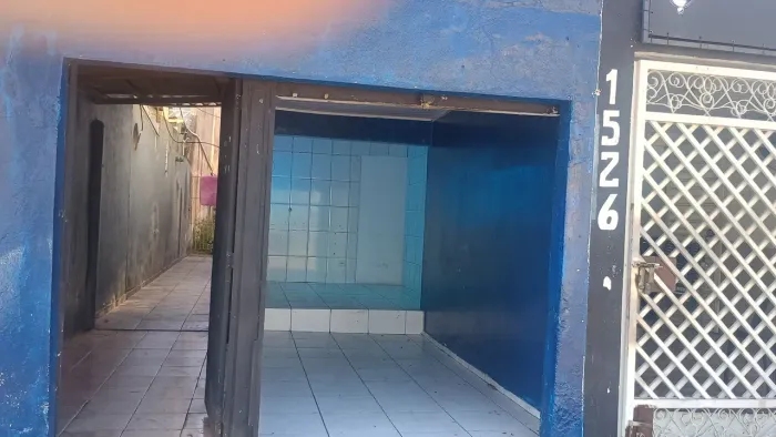 ALUGA-SE SALÃO NO WANEL VILLE