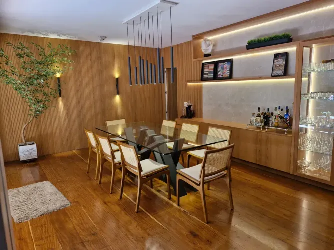 Casa para venda possui 419 metros quadrados com 4 quartos em Cidade Jardim - São Paulo - S