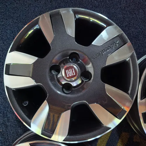 RODAS FIAT IDEA ADVENTURE ARO 15 4X98 ORIGINAIS