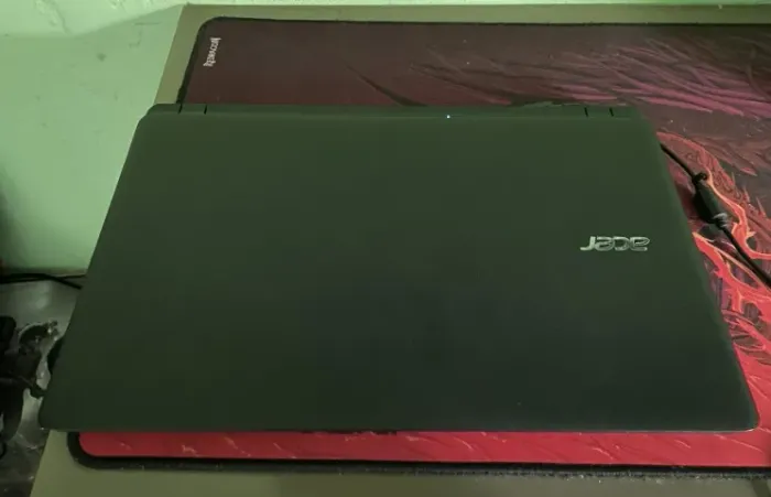 Notebook Acer Aspire ES1-572