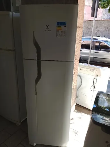 Refrigerador Electrolux 350 litros 