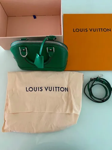 Bolsa Louis Vuitton Alma BB Epi Verde