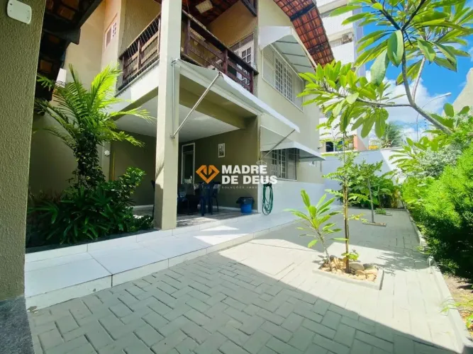 Mansão Exclusiva no Guararapes | Terreno de 1.640m² a Poucos Metros do Iguatemi