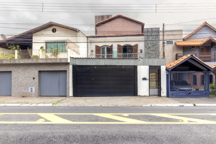 Casa comercial na Rua Manuel Gaya, 1844 500 m²