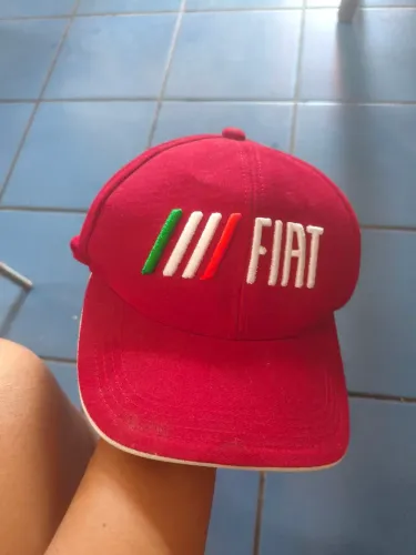 Boné Fiat bordado