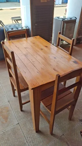 Mesas de 4 cadeiras