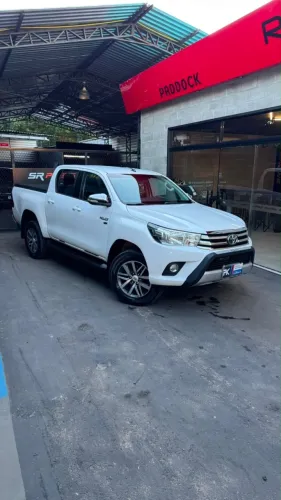 Toyota Hilux CD SRV 4X2 2.7 Flex 16V Aut. 2017
