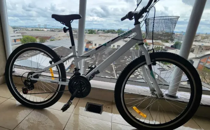 Bicicleta Caloi Ceci aro 20 ótimo estado