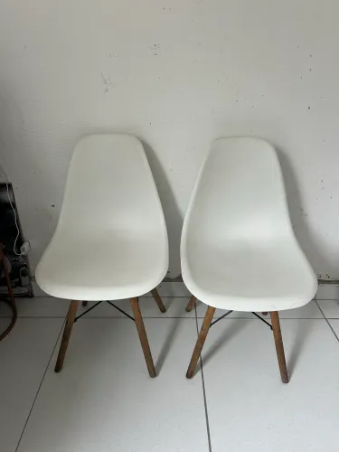 2 cadeiras pé palito