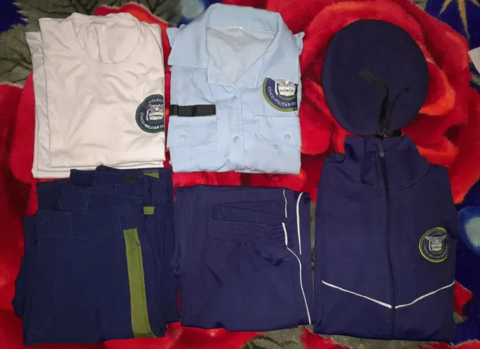 UNIFORME TAM 10 COLEGIO CIVICO MILITAR