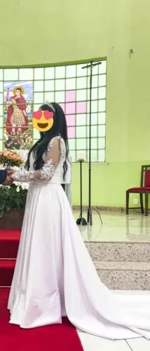Vestido de  noiva igreja tamanho P com coroa
