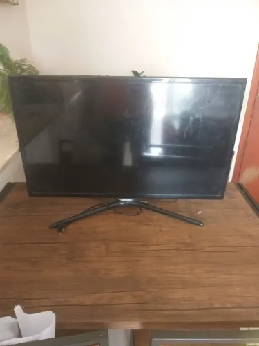 Smart TV Samsung para usar peças