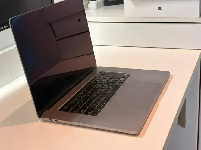 MacBook Pro 16? Intel A2141 2020 | Para Reparo ou Peças