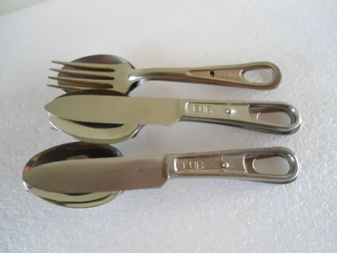 CONJUNTO DE TALHER ARTICULADO P/ CAMPING M26 E.U.B