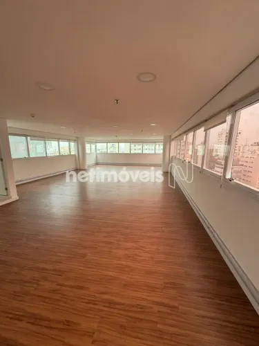 Alameda Jaú | Conjunto Comercial Sofisticado com 165m²; e 4 Vagas