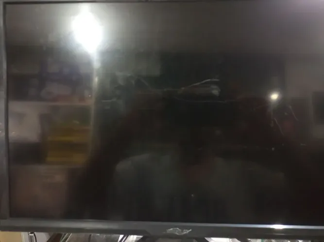Monitor HDMI VGA (ler anúncio)