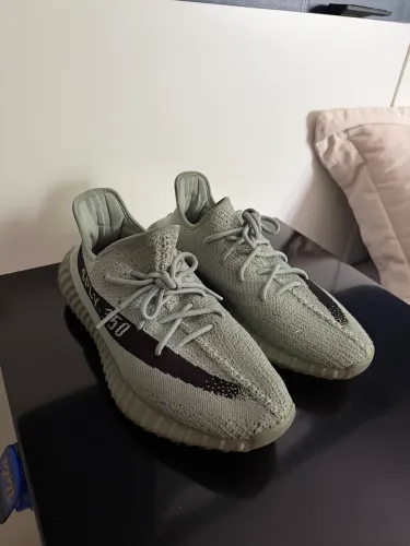 Adidas Yeezy Tênis Boost 350 V2