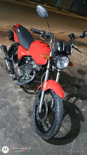 Vendo moto Sousa 150cc, toda revisada, pintada e legalizada. 