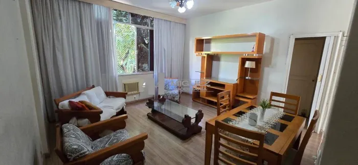 Apartamento a venda Rua Carlos de Vasconcelos (Tijuca). Sala, 3 quartos, 1 banheiro social