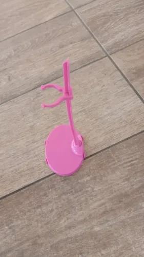Doll Stand, Suporte para bonecas - DESAPEGO