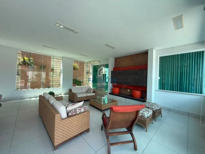 Casa à venda no Condomínio Ponta Negra 1 com 934 m² de área construída, 5 suítes,2 cozinha