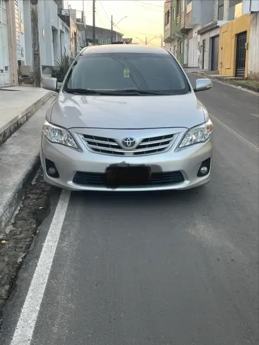 Toyota Corolla Altis 2.0 Flex 16V Aut. 2012