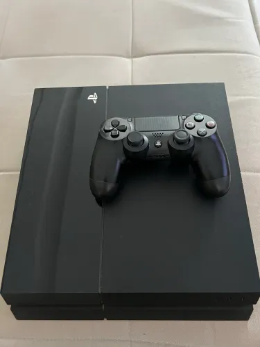 PS4 500GB Original - Funcionando 100% (Versão Mexicana)