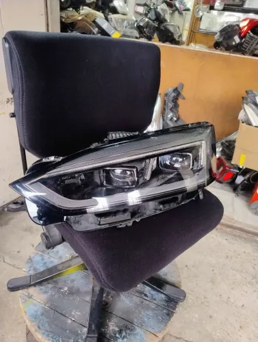 Farol esquerdo Audi A5 S5 Rs5 Full LED 2017/18/19