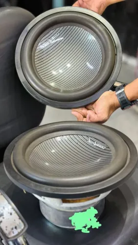 Vende se power vox 800rms cada um 550,00